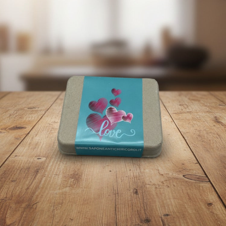 CONFEZIONE REGALO SAN VALENTINO – QUOTIDIANO | SHAMPOO E BALSAMO SOLIDO
