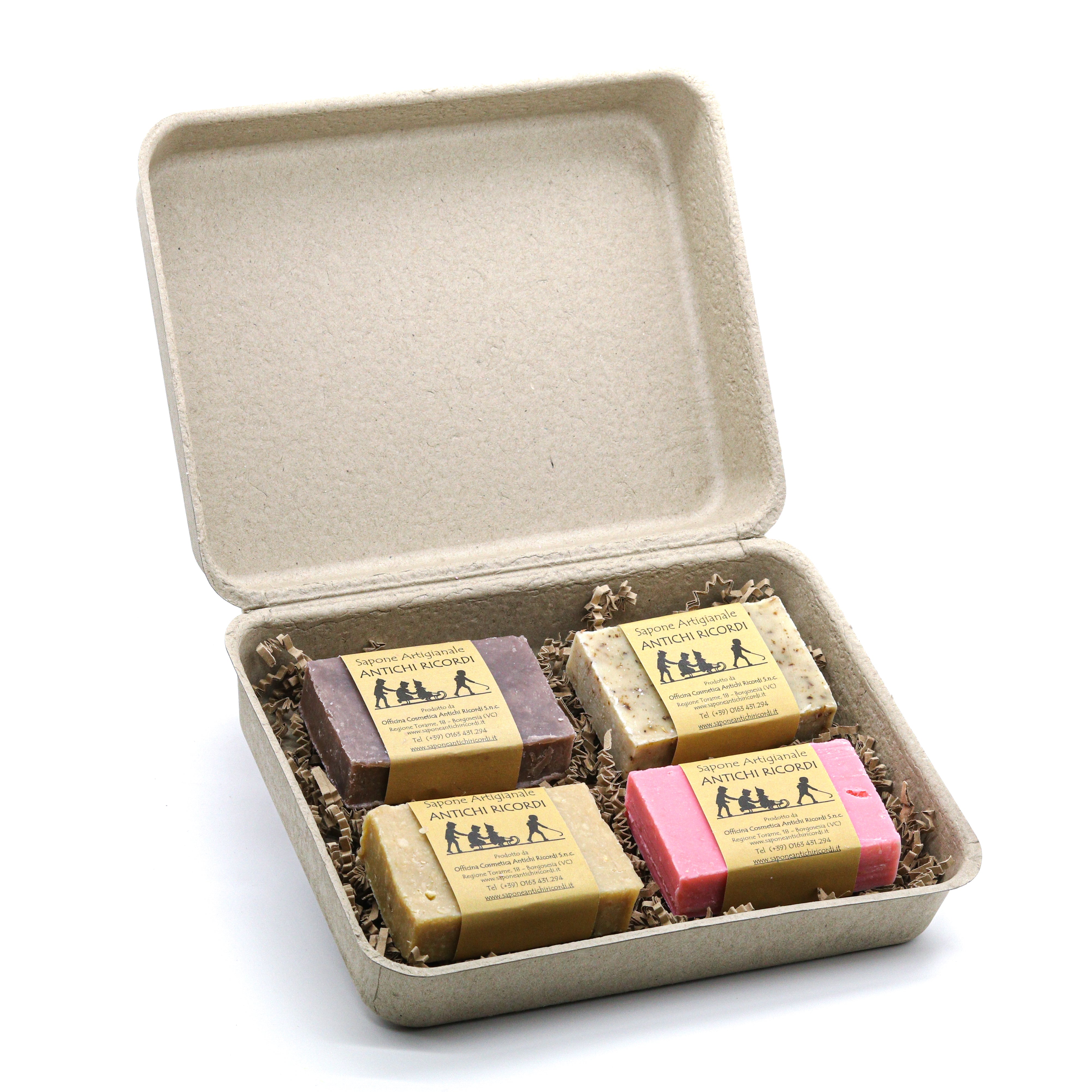VALENTINE'S DAY GIFT SET: 4 BARS OF ARTISAN SOAP WITH A STRAW LINER - 100g each