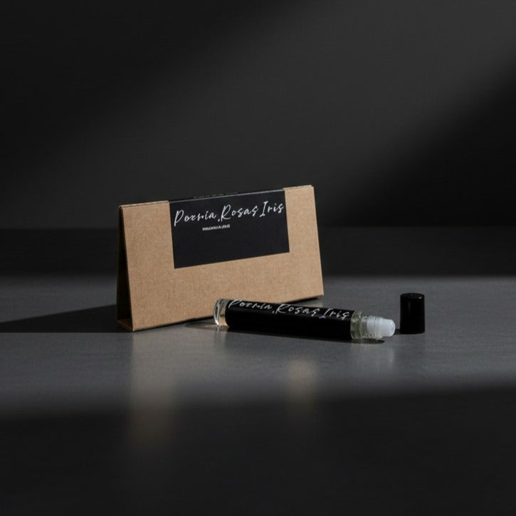 HUILE DE PARFUM ROLL-ON PIVOINE, ROSE ET IRIS - 15 ml