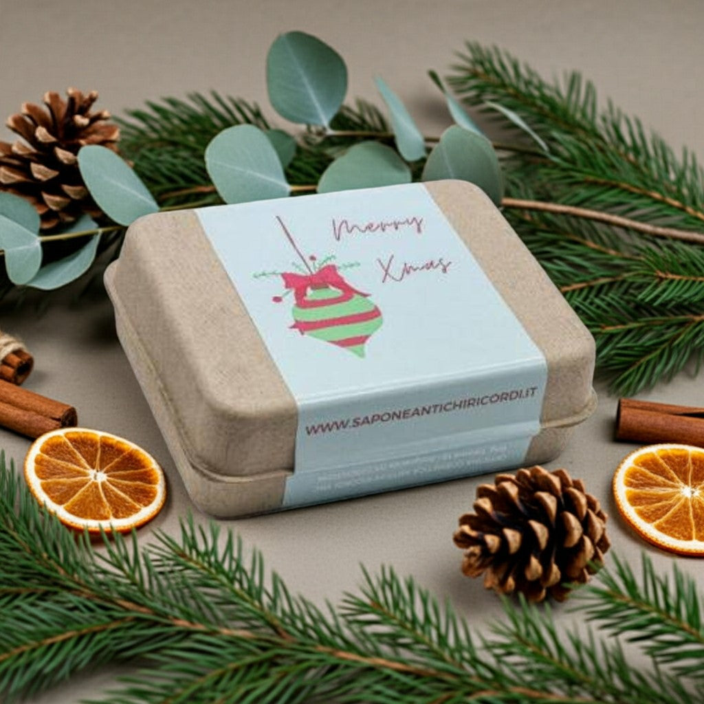 Coffret de savons de Noël : lavande, fleur de lotus, violette, myrrhe