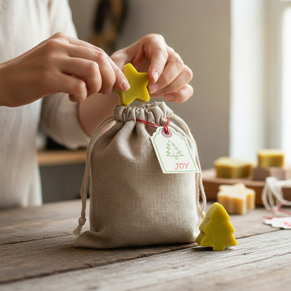 15 BLACK TEA AND BERGAMOT SOAPS – SMALL PINE AND STAR SHAPES