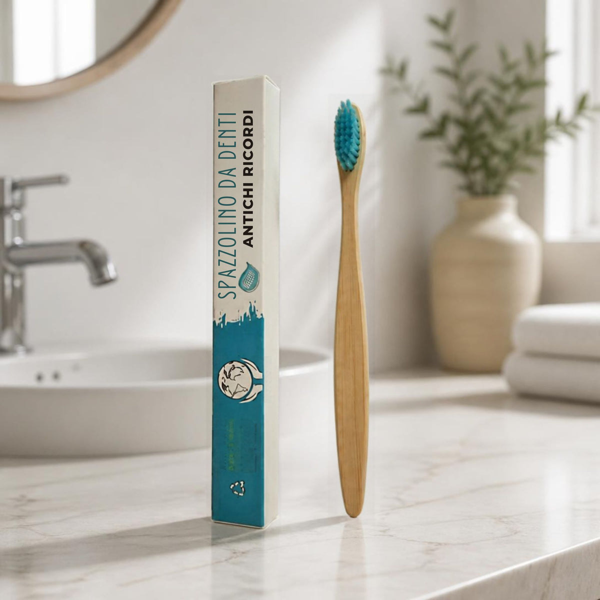 BROSSE À DENTS ADULTE EN BAMBOU BLEU